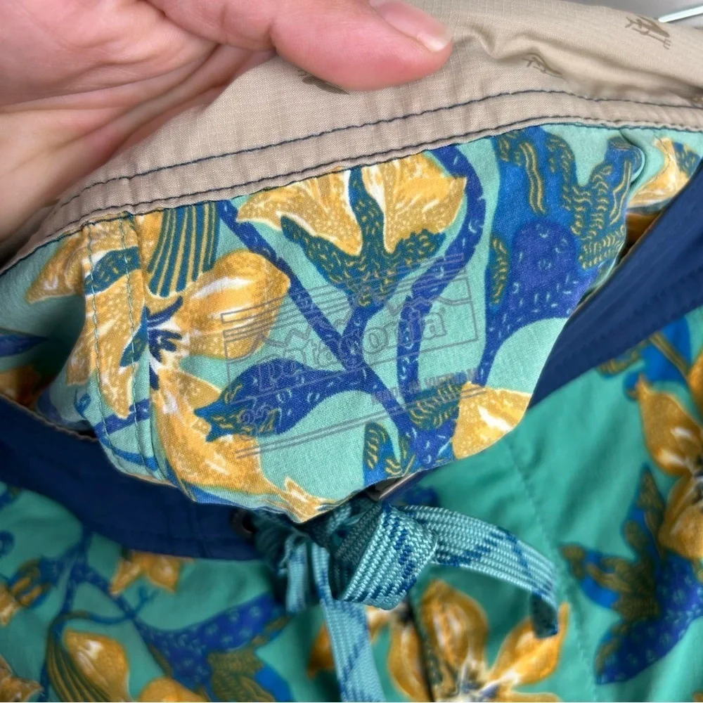 Patagonia Stretch Wavefarer 10